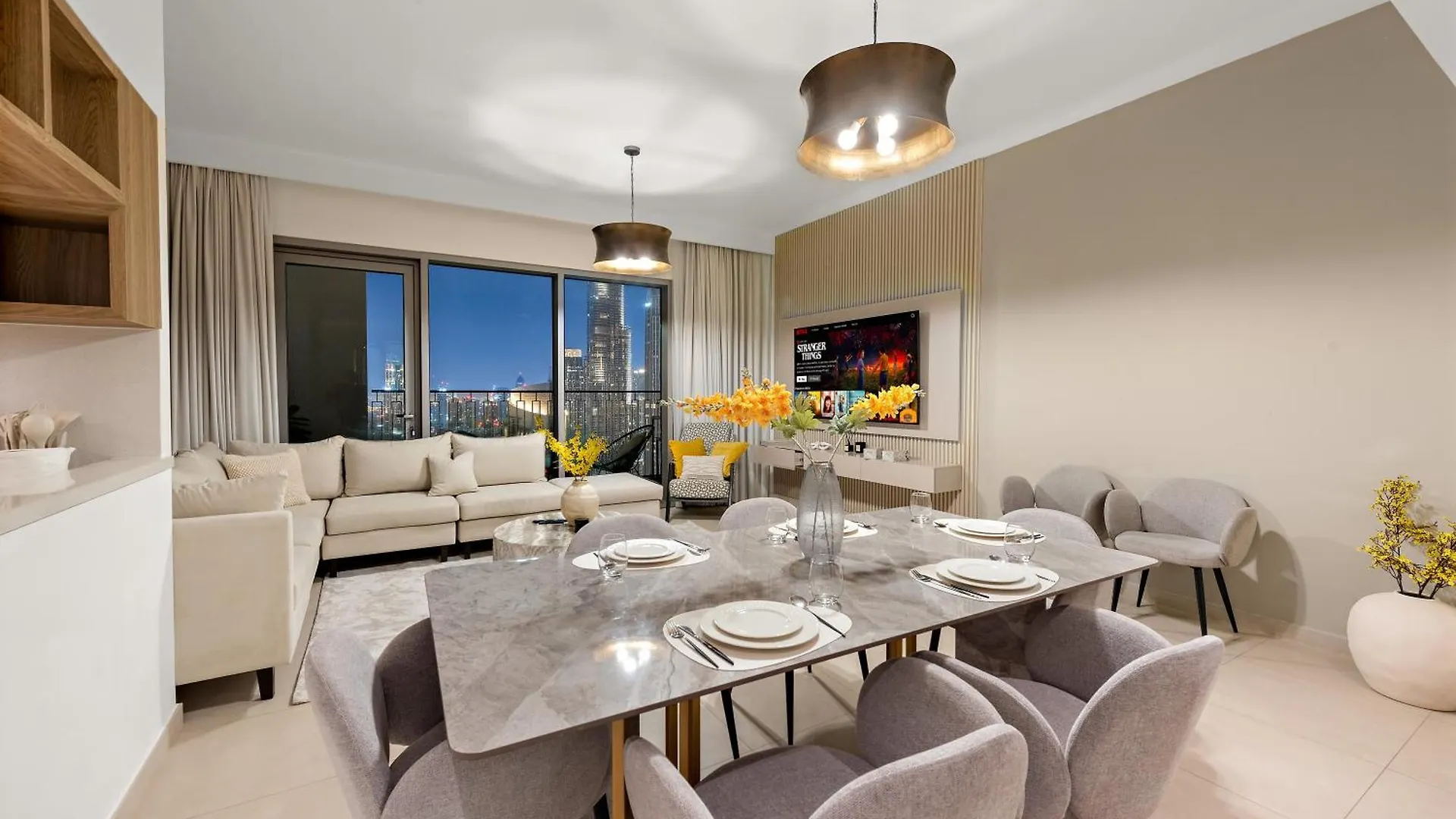 Apartment 4Br With Spacious Balcony & Stunning Burj Khalifa Views Dubai