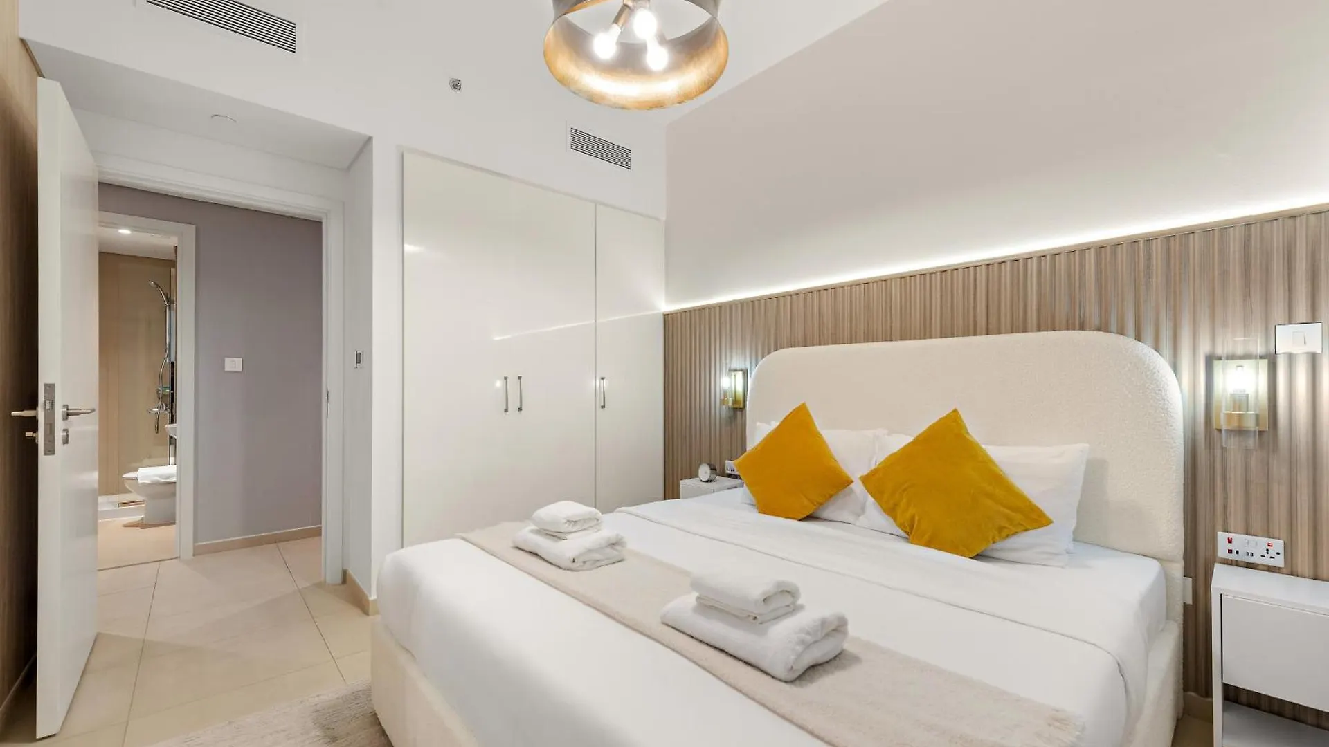 Apartment 4Br With Spacious Balcony & Stunning Burj Khalifa Views Dubai United Arab Emirates