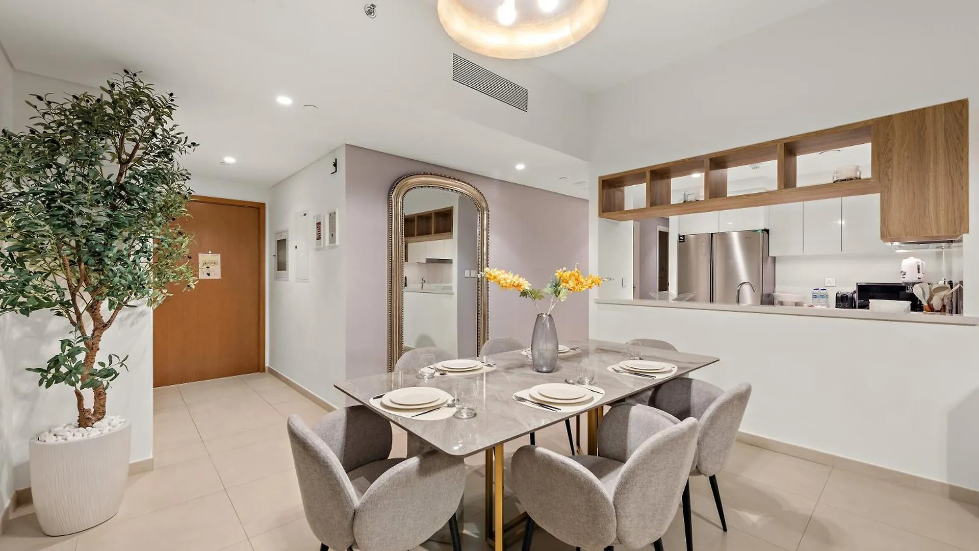 4Br With Spacious Balcony & Stunning Burj Khalifa Views Dubai