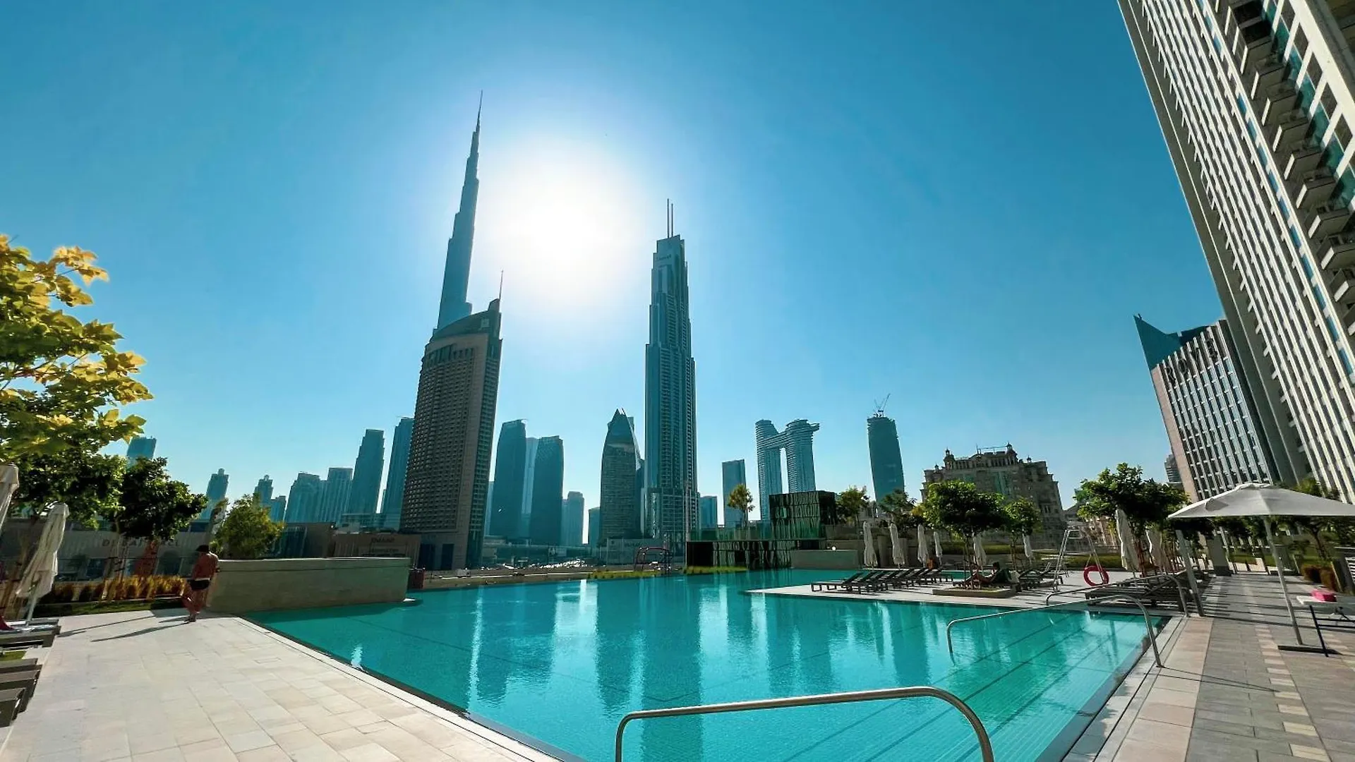 Apartment 4Br With Spacious Balcony & Stunning Burj Khalifa Views Dubai